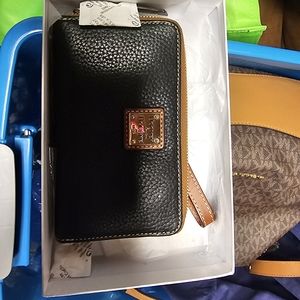 Dooney and bourke handbag with matching wallet